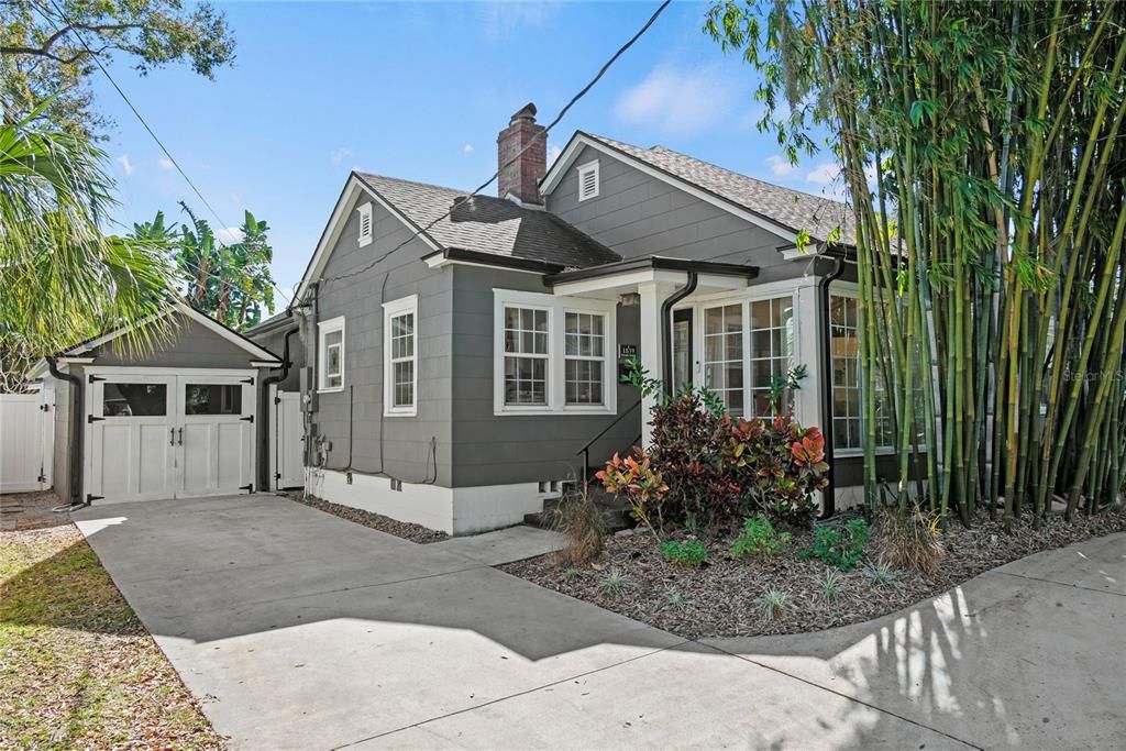 Recently Sold: $725,000 (3 beds, 2 baths, 2030 Square Feet)