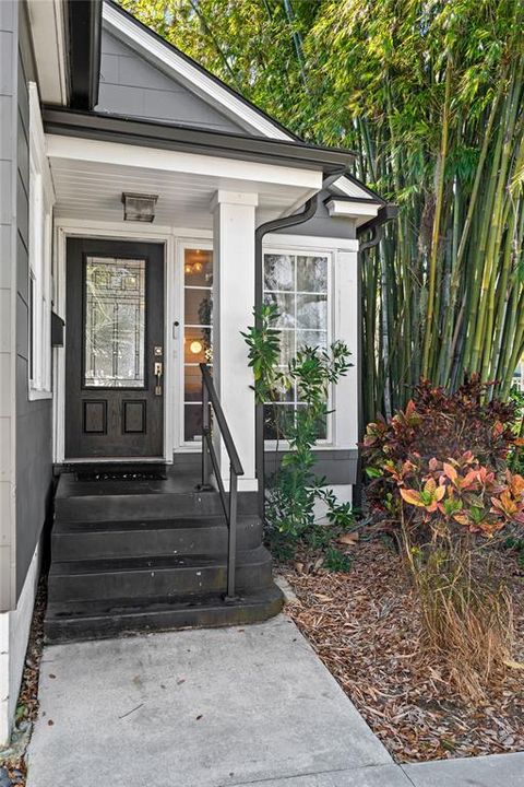 Recently Sold: $725,000 (3 beds, 2 baths, 2030 Square Feet)