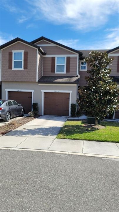 Recently Rented: $1,800 (2 beds, 2 baths, 1549 Square Feet)