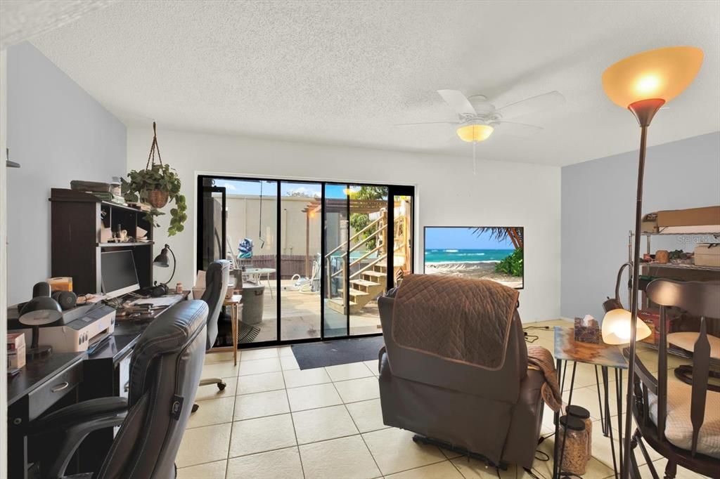 Active With Contract: $329,000 (2 beds, 1 baths, 1305 Square Feet)