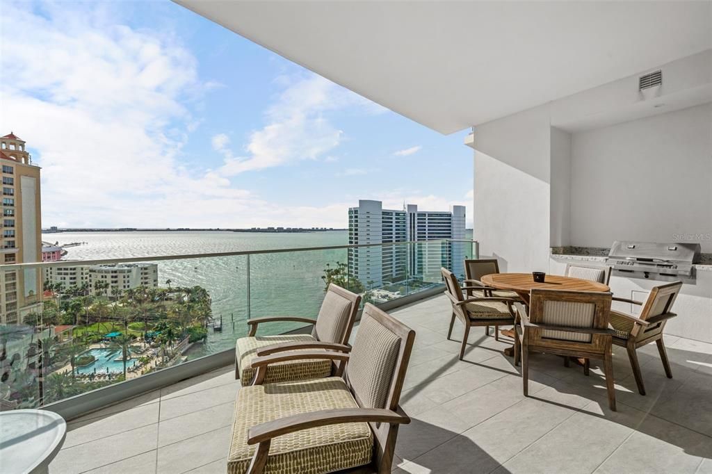 For Sale: $6,500,000 (3 beds, 3 baths, 3798 Square Feet)