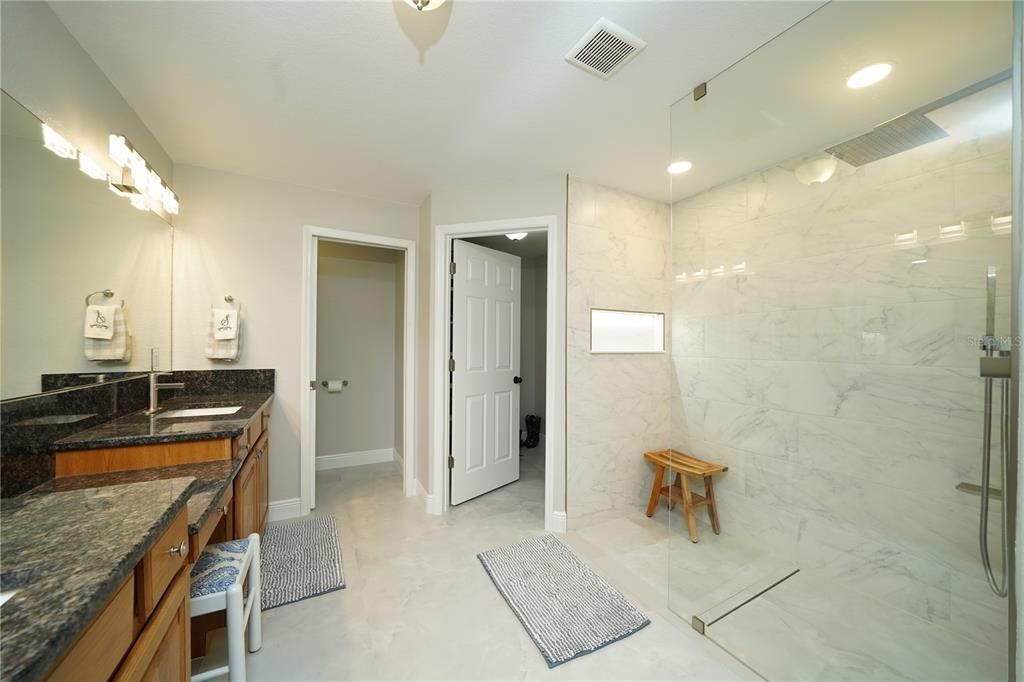 For Sale: $350,000 (3 beds, 2 baths, 1506 Square Feet)