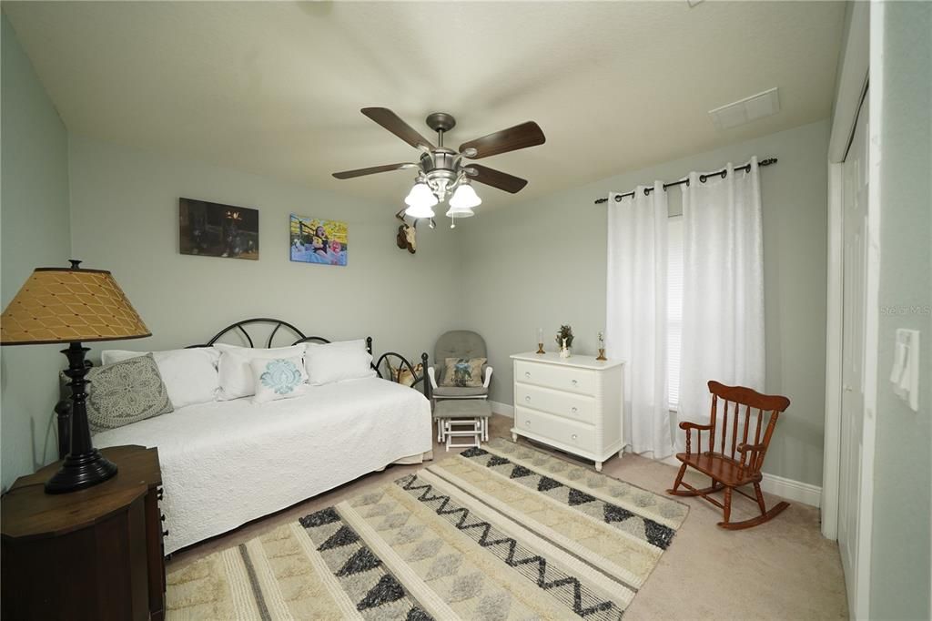 For Sale: $350,000 (3 beds, 2 baths, 1506 Square Feet)