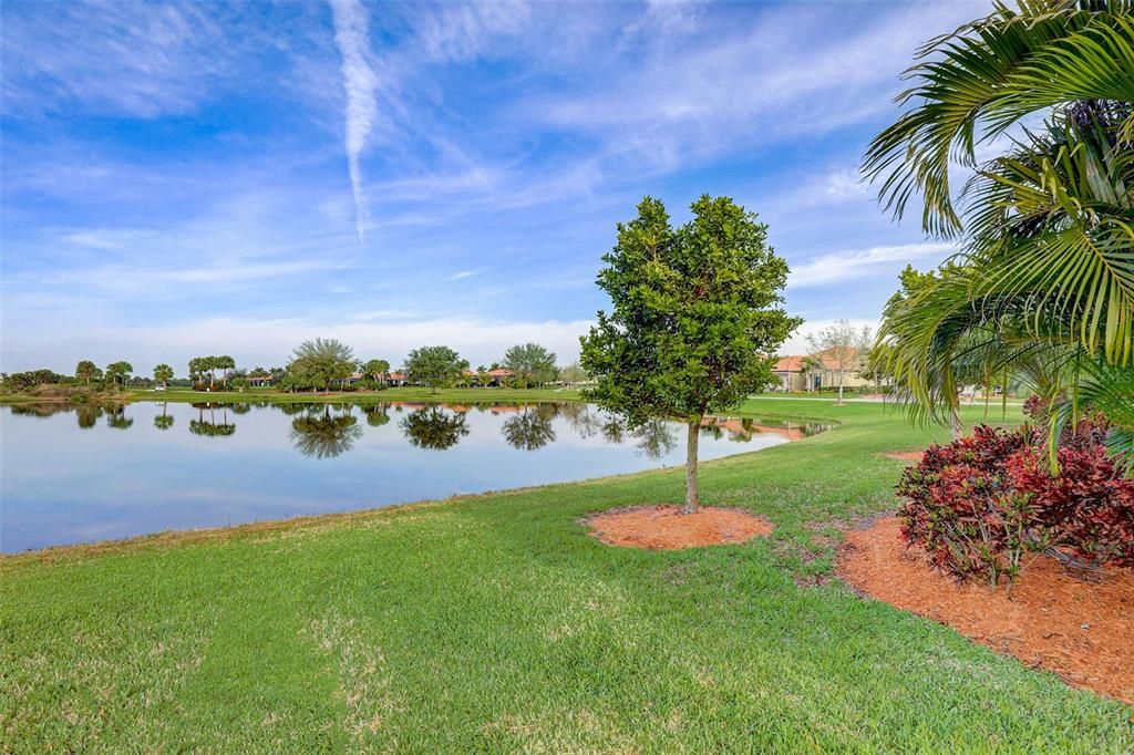 For Sale: $1,100,000 (3 beds, 2 baths, 2402 Square Feet)