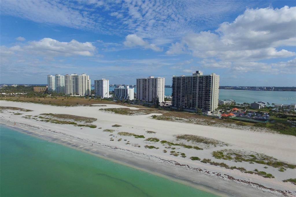 Recently Sold: $1,187,500 (2 beds, 2 baths, 1645 Square Feet)