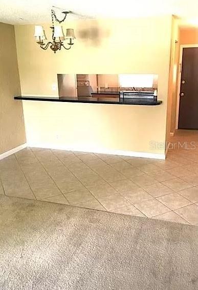 For Rent: $900 (2 beds, 1 baths, 750 Square Feet)