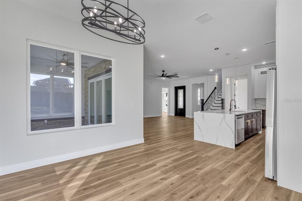 Recently Sold: $890,000 (4 beds, 3 baths, 2668 Square Feet)