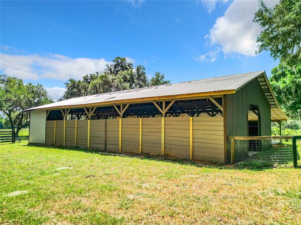 Active With Contract: $1,175,000 (3 beds, 2 baths, 2368 Square Feet)