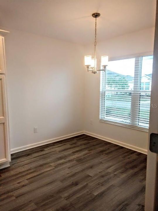 Recently Rented: $2,200 (3 beds, 2 baths, 1569 Square Feet)