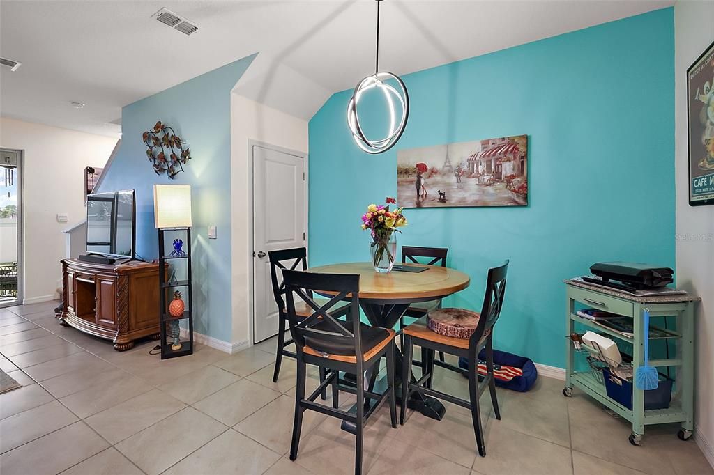 For Sale: $264,900 (3 beds, 2 baths, 1688 Square Feet)