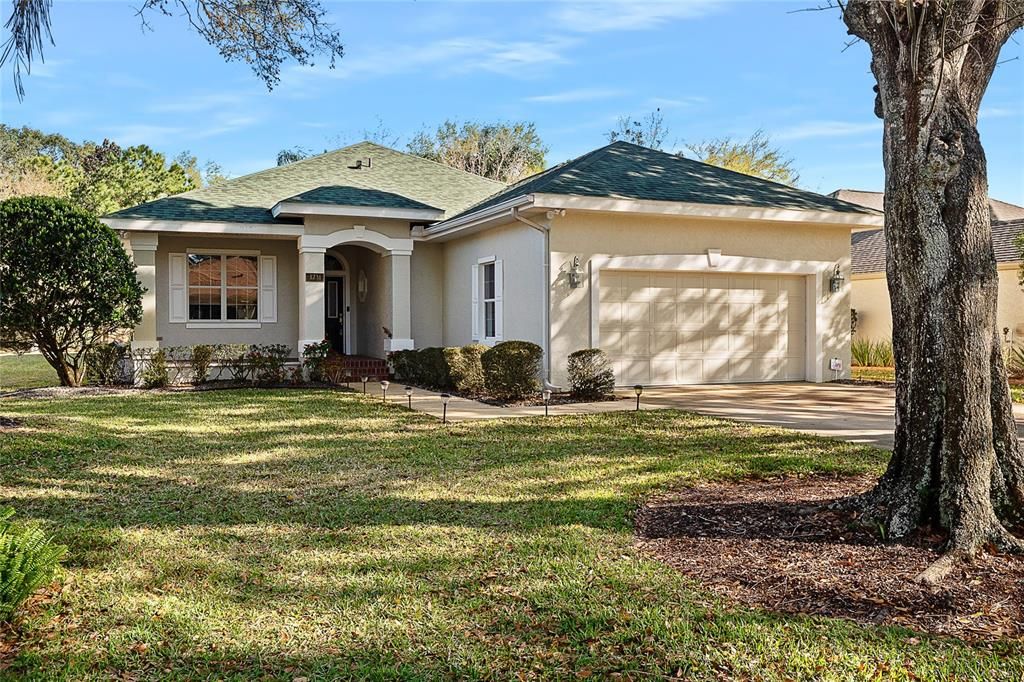 Active With Contract: $419,900 (3 beds, 2 baths, 2050 Square Feet)