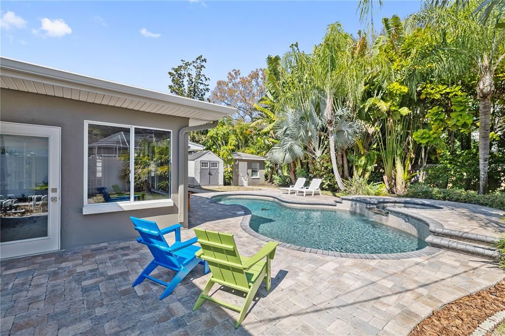 Active With Contract: $1,115,000 (4 beds, 3 baths, 2573 Square Feet)