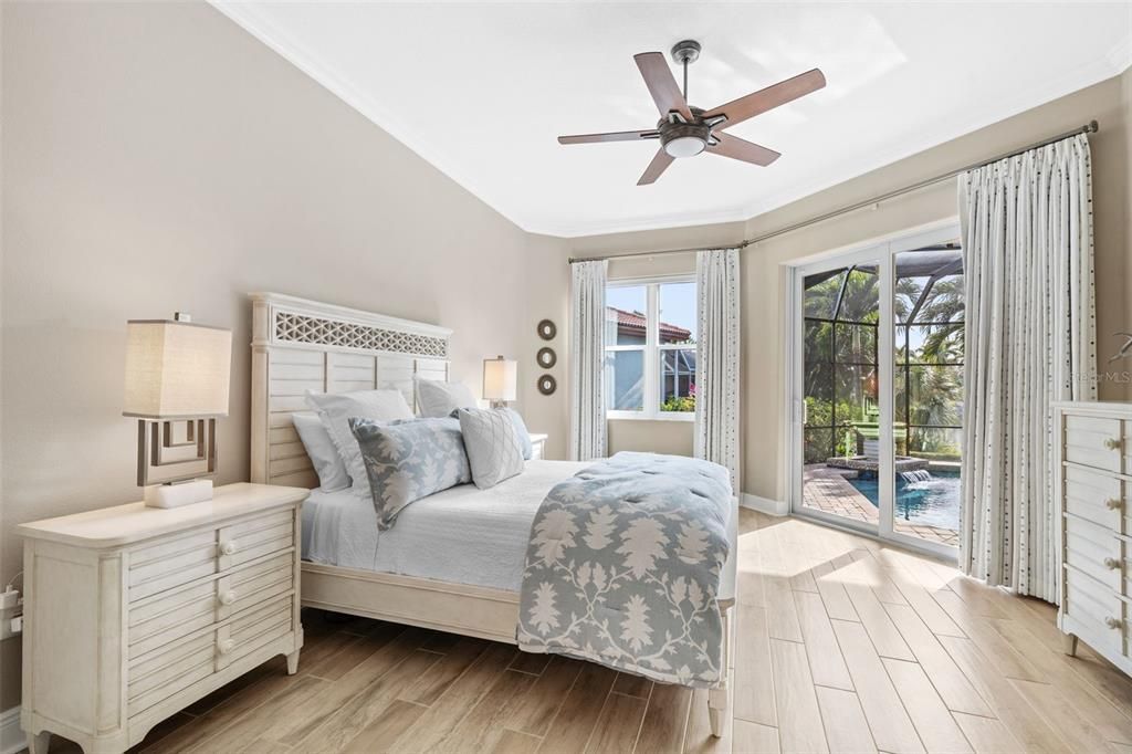 Active With Contract: $1,575,000 (3 beds, 2 baths, 2520 Square Feet)