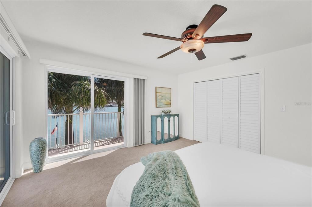 Recently Sold: $1,899,000 (3 beds, 2 baths, 2808 Square Feet)