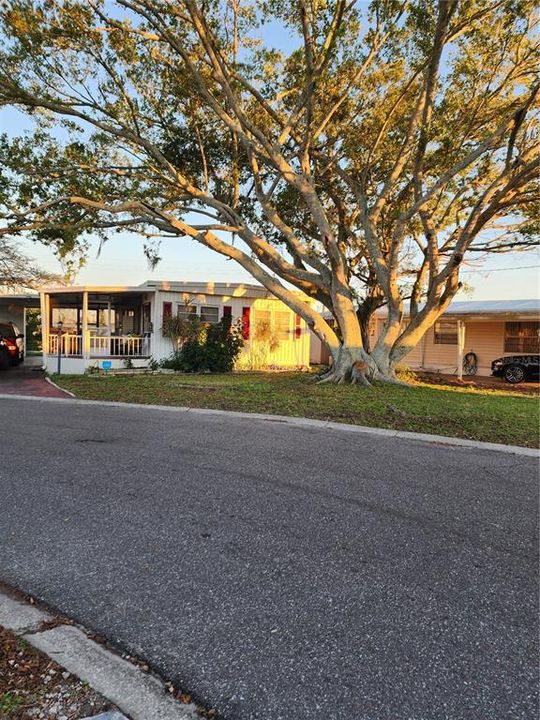 Vendido Recientemente: $109,000 (2 camas, 1 baños, 840 Pies cuadrados)