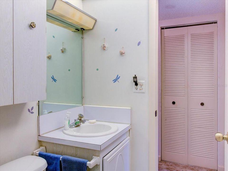 待售: $144,500 (2 贝兹, 1 浴室, 1010 平方英尺)