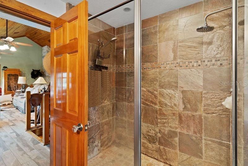 Master 2 Person Shower