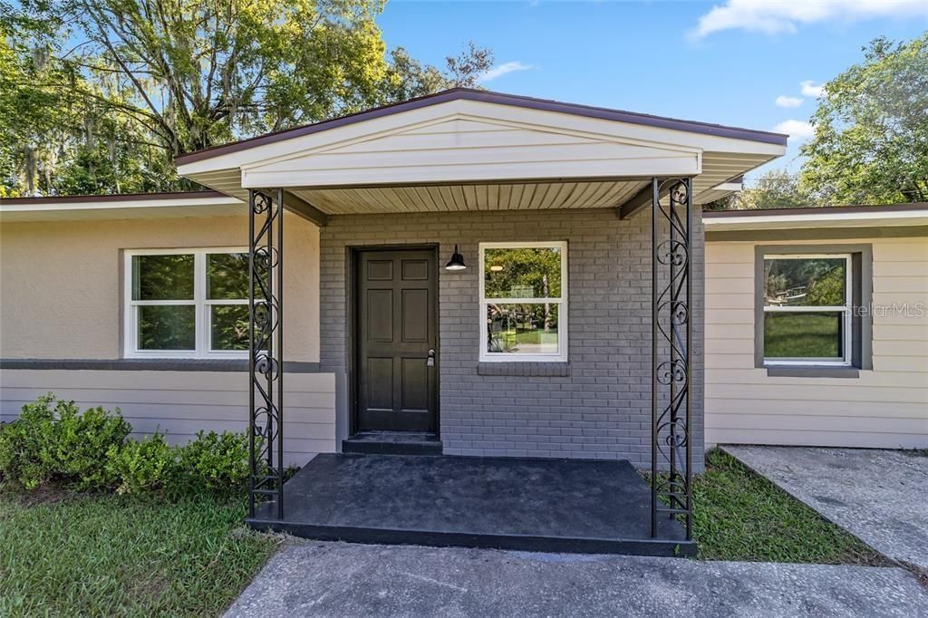 Recently Sold: $205,000 (3 beds, 1 baths, 950 Square Feet)