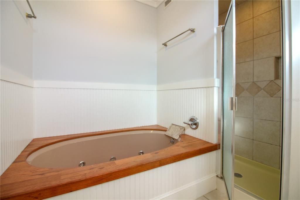 В аренду: $2,650 (3 спален, 3 ванн, 2552 Квадратных фут)