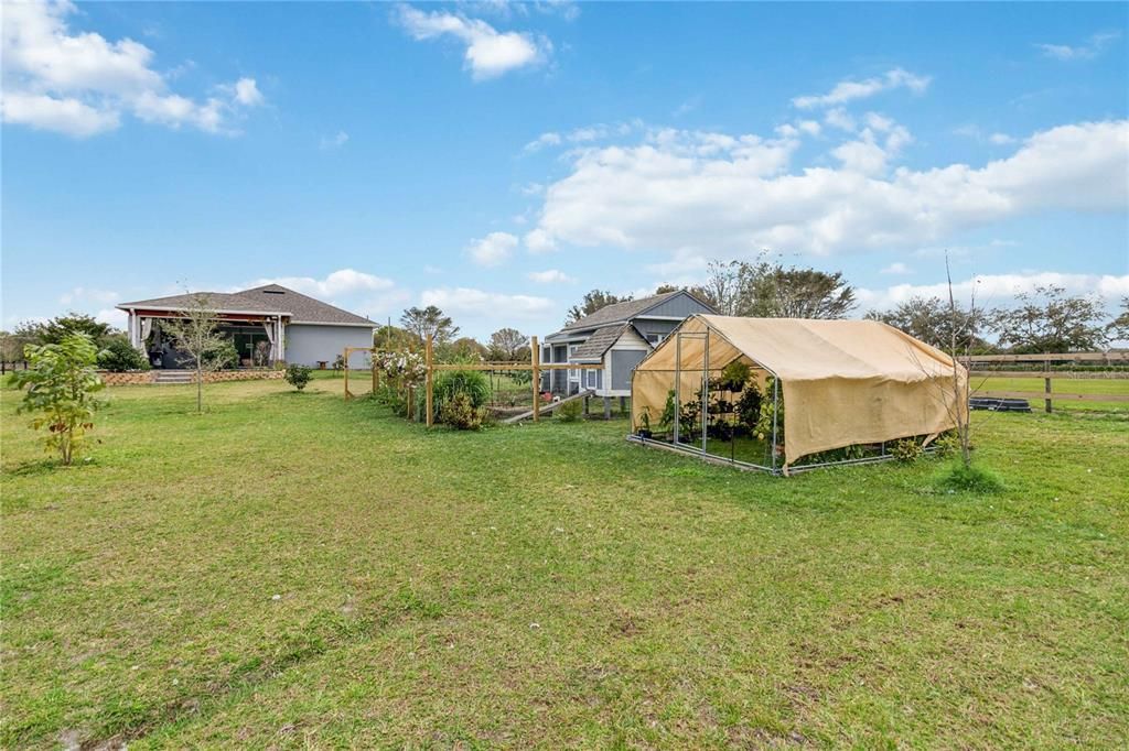 Active With Contract: $598,500 (3 beds, 2 baths, 1702 Square Feet)