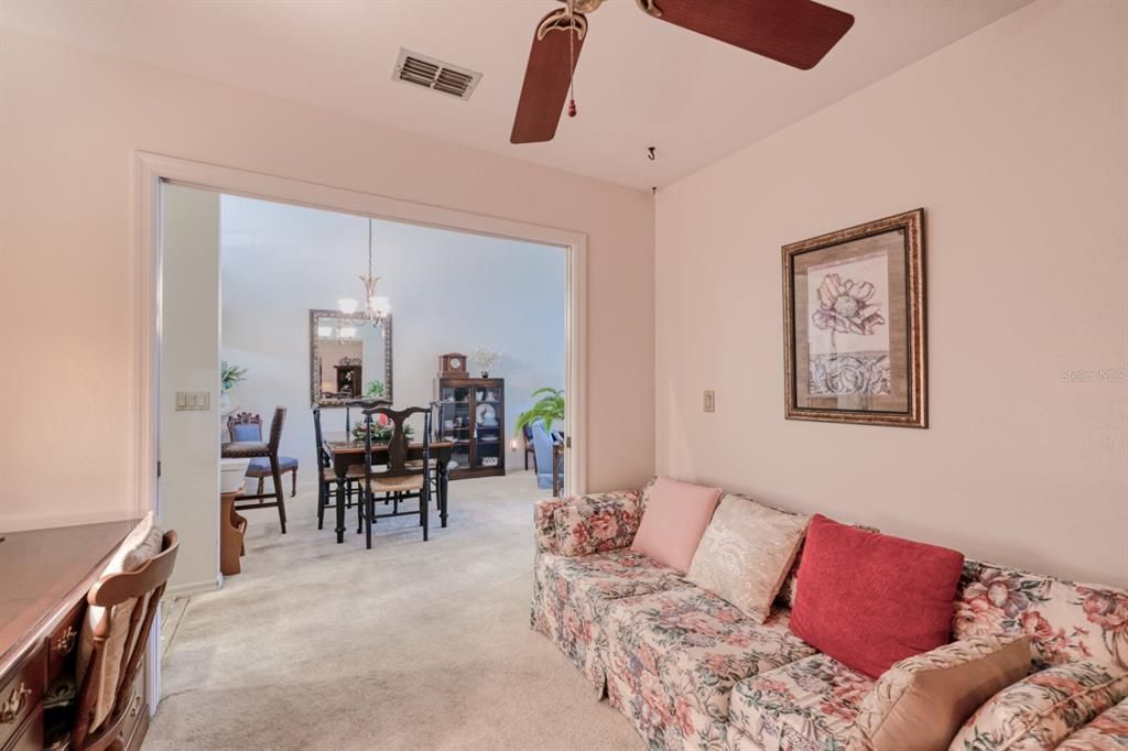 For Sale: $299,000 (2 beds, 2 baths, 1232 Square Feet)