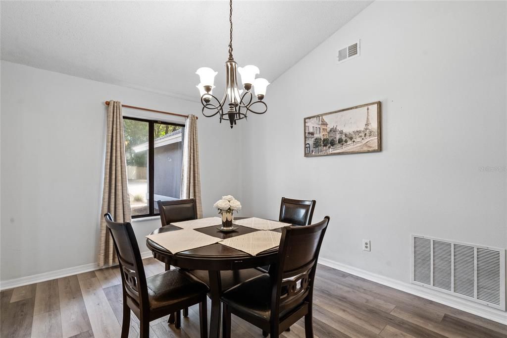Active With Contract: $489,900 (4 beds, 2 baths, 2079 Square Feet)
