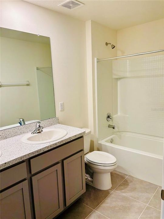 Недавно арендовано: $2,200 (4 спален, 2 ванн, 2238 Квадратных фут)