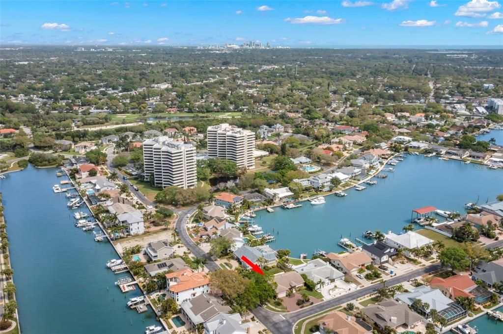 Active With Contract: $1,025,000 (3 beds, 2 baths, 2078 Square Feet)