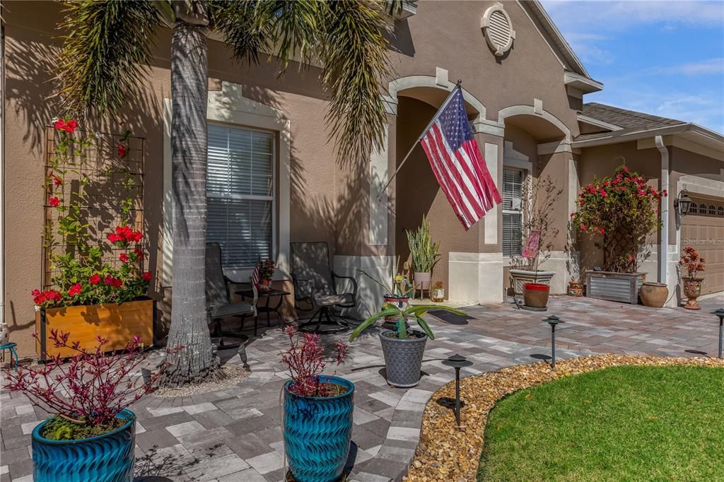 Recently Sold: $750,000 (5 beds, 3 baths, 2544 Square Feet)