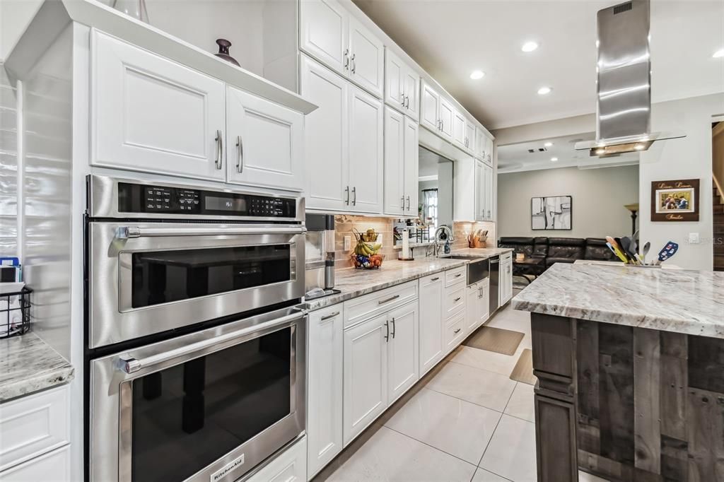 For Sale: $1,550,000 (5 beds, 3 baths, 4907 Square Feet)