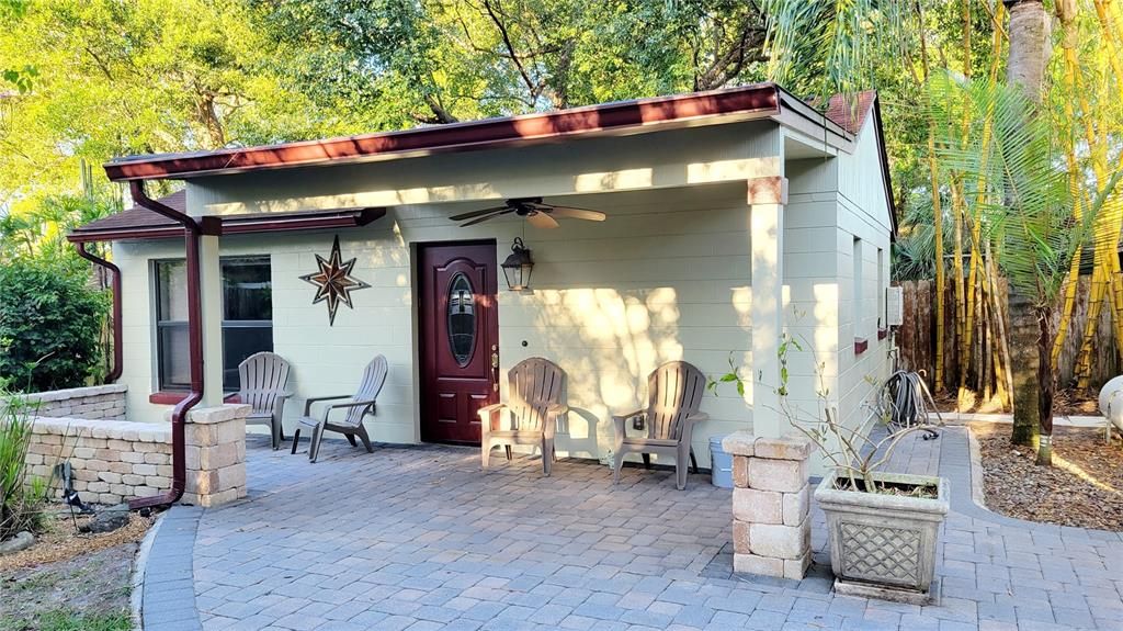 Recently Sold: $675,000 (4 beds, 2 baths, 1940 Square Feet)
