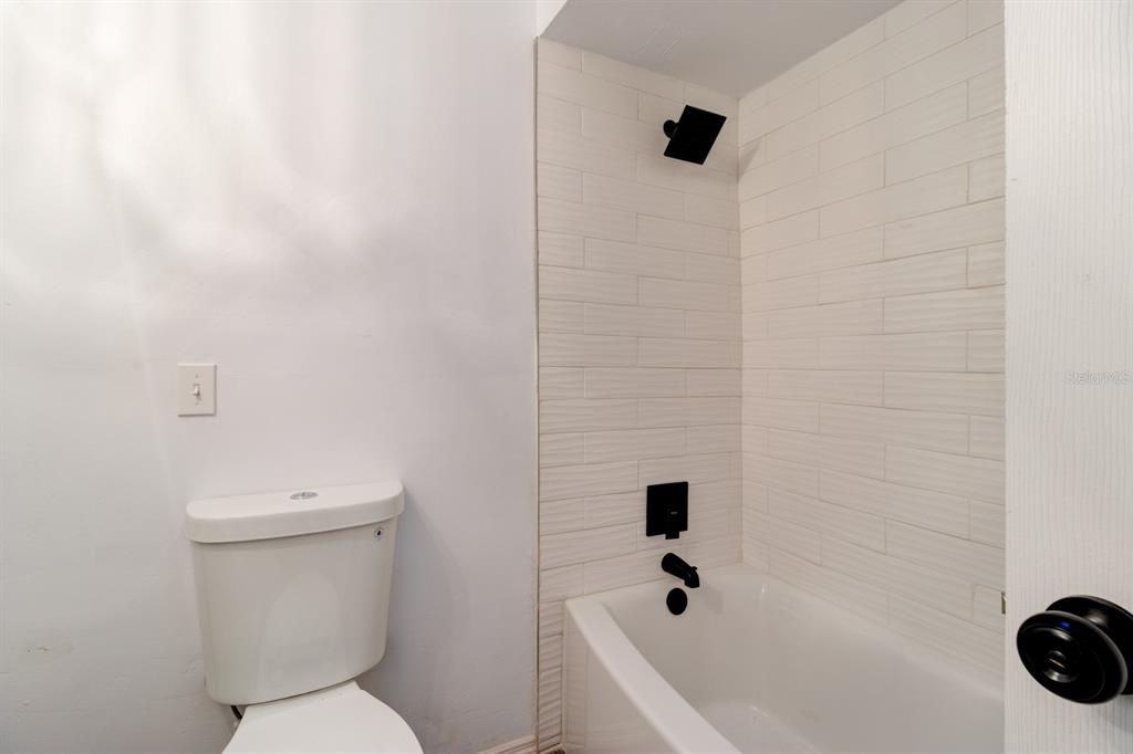 For Sale: $315,000 (3 beds, 2 baths, 1267 Square Feet)