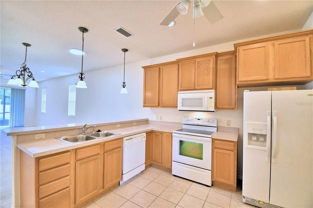 Recently Sold: $209,900 (2 beds, 2 baths, 1118 Square Feet)