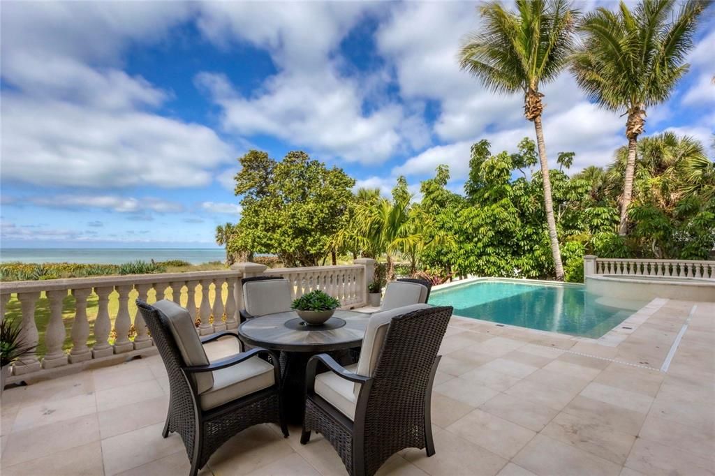 For Sale: $9,795,000 (5 beds, 6 baths, 6596 Square Feet)