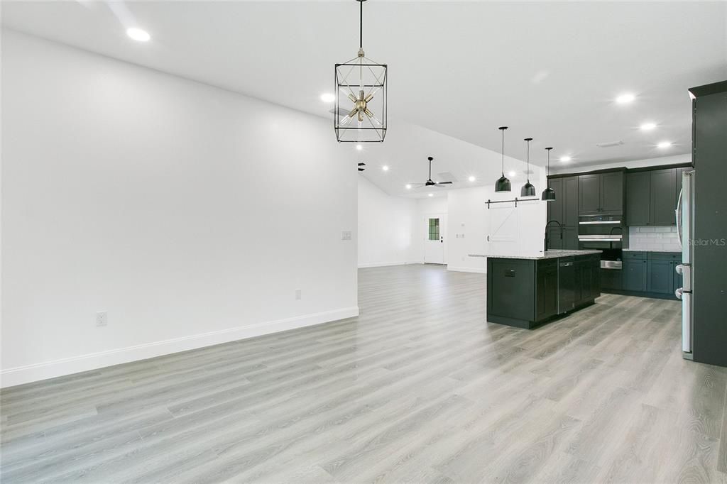 Active With Contract: $739,000 (4 beds, 3 baths, 2567 Square Feet)