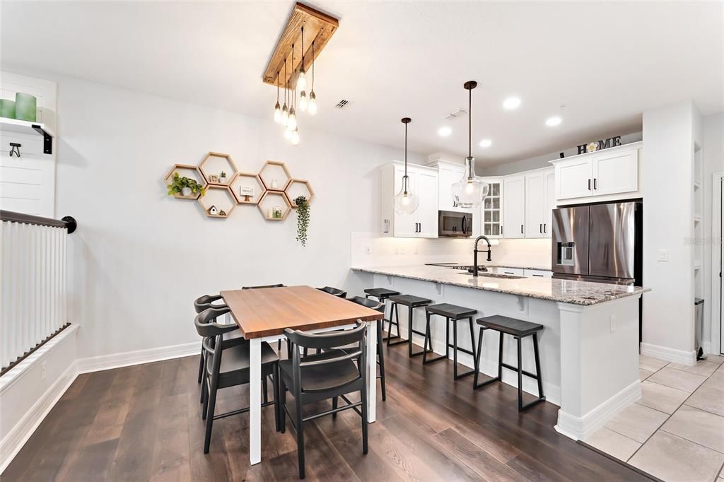 Active With Contract: $410,000 (3 beds, 2 baths, 1545 Square Feet)