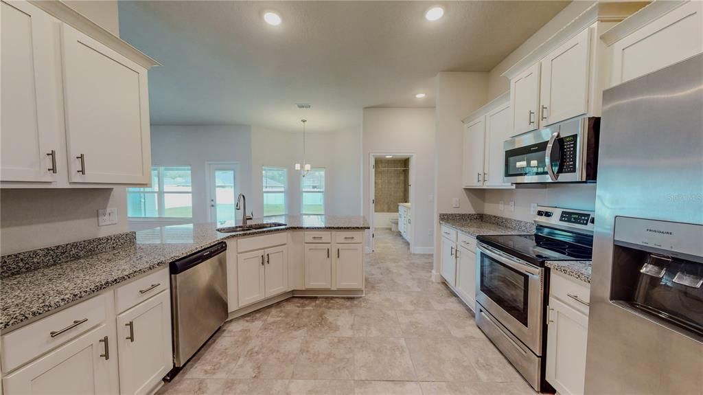 Active With Contract: $474,900 (4 beds, 3 baths, 2508 Square Feet)