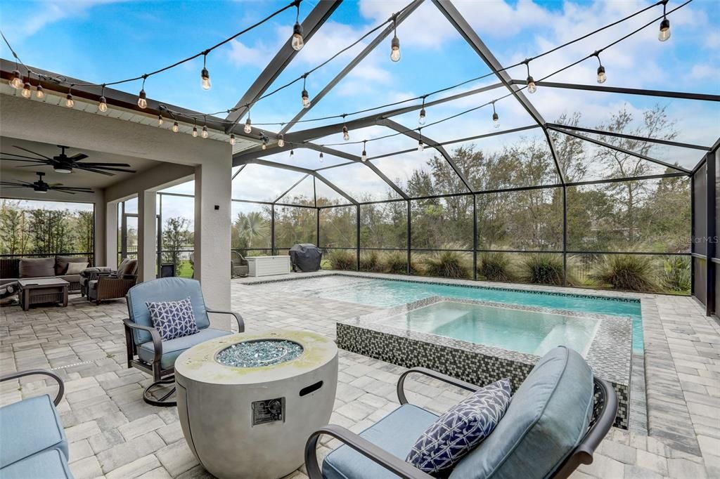 Active With Contract: $800,000 (5 beds, 4 baths, 3054 Square Feet)