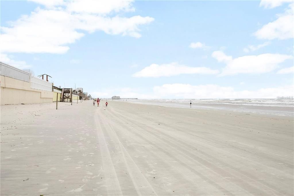 Beautiful beach in front of complex