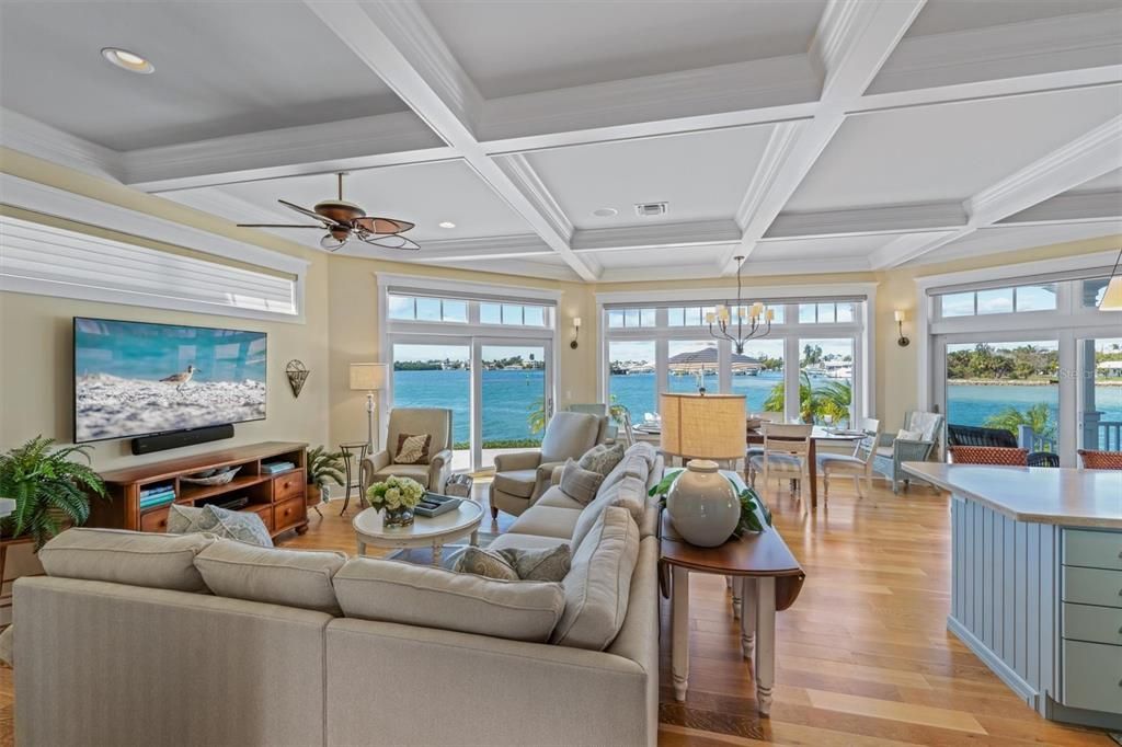 For Sale: $5,495,000 (5 beds, 4 baths, 3282 Square Feet)