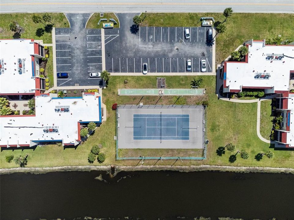 Aerial overview of Amenities