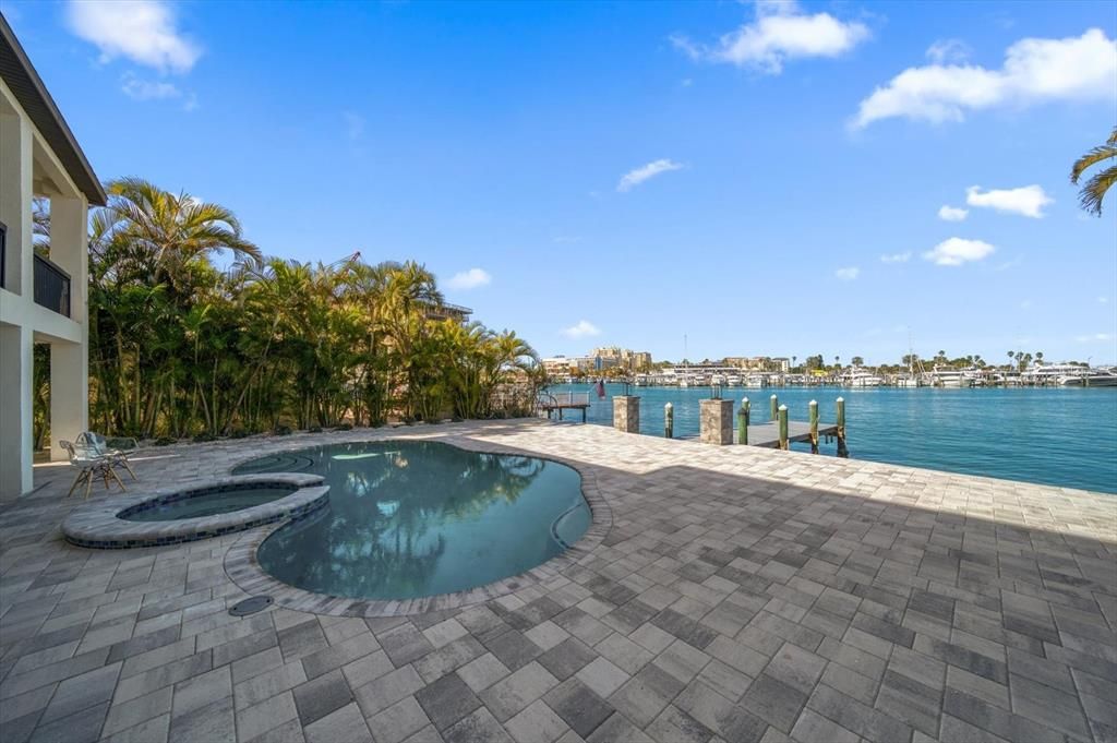 For Sale: $4,875,000 (4 beds, 3 baths, 3500 Square Feet)