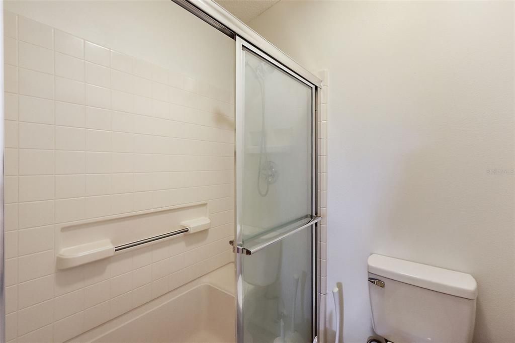 Active With Contract: $1,700 (2 beds, 2 baths, 1188 Square Feet)