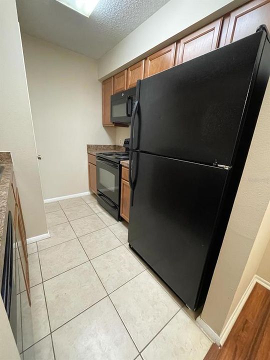 For Sale: $149,500 (1 beds, 1 baths, 700 Square Feet)