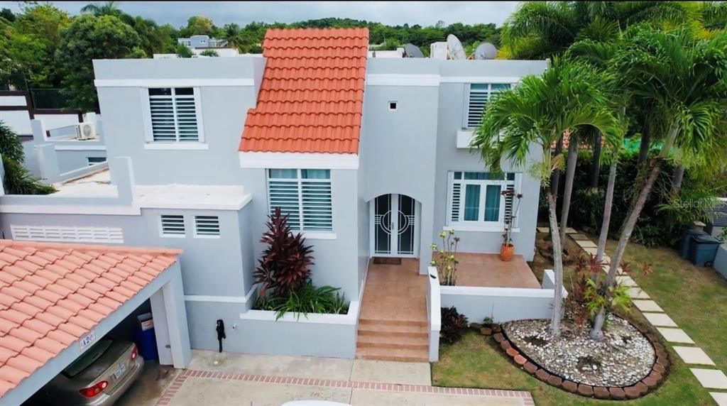 Vendido Recientemente: $625,000 (5 camas, 4 baños, 4007 Pies cuadrados)