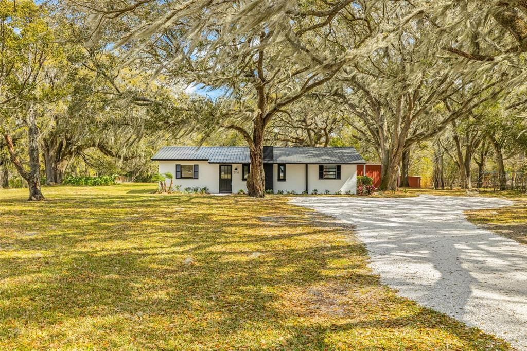 Recently Sold: $390,000 (3 beds, 1 baths, 1176 Square Feet)