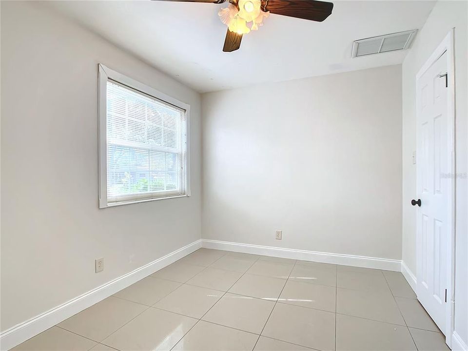 Active With Contract: $2,600 (3 beds, 2 baths, 1332 Square Feet)