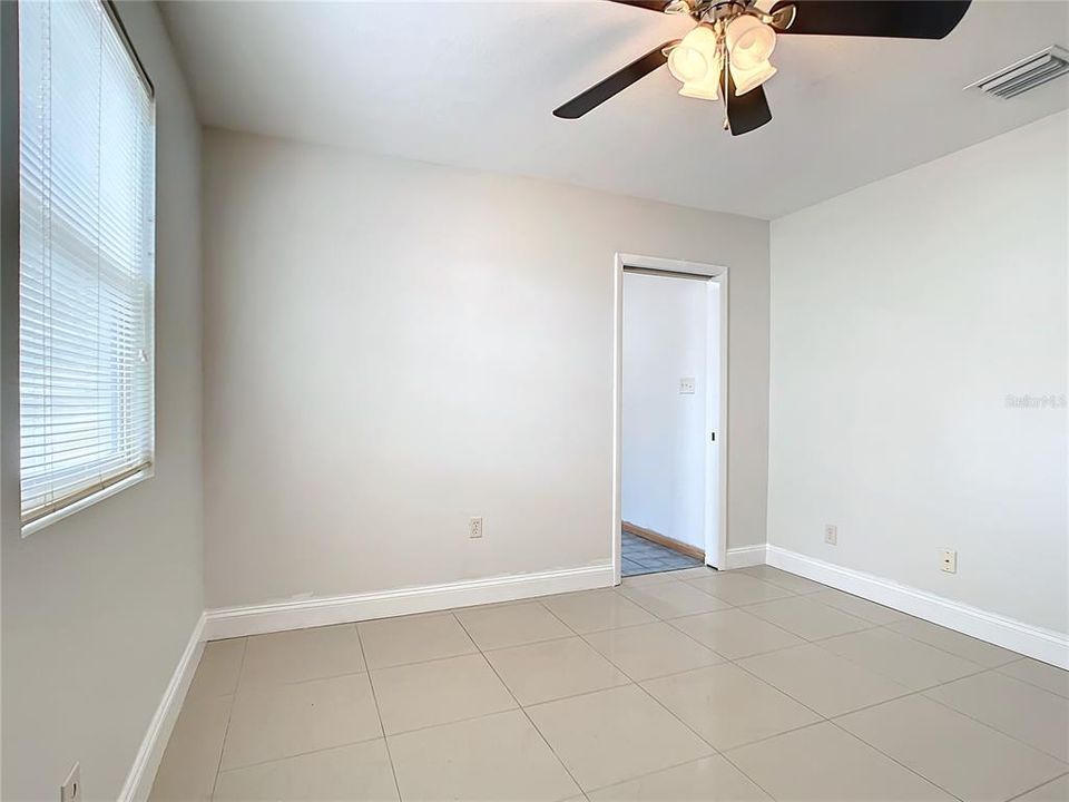 Active With Contract: $2,600 (3 beds, 2 baths, 1332 Square Feet)