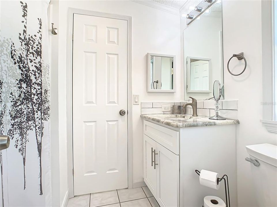 For Sale: $274,990 (2 beds, 2 baths, 1580 Square Feet)