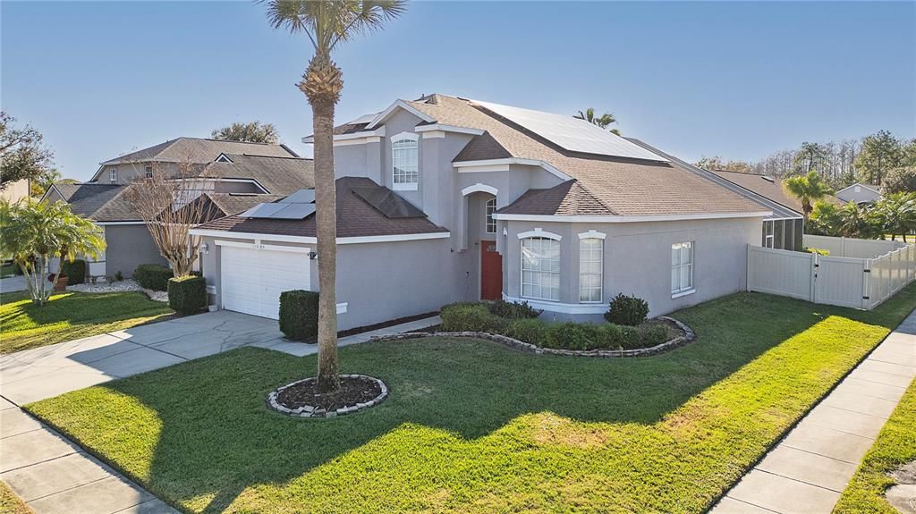 Recently Sold: $545,000 (4 beds, 2 baths, 2399 Square Feet)